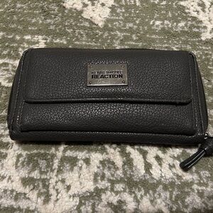 Kenneth Cole Reaction Women's Faux Leather Wallet In Gray And Polka Dot Interior